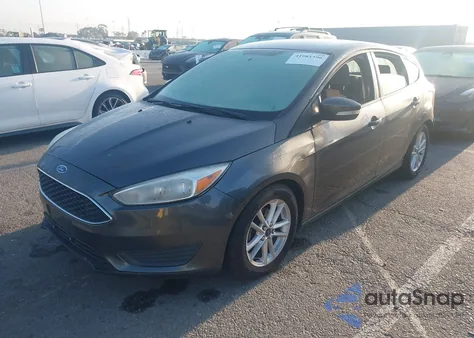 2015 Ford Focus Se z USA, uszkodzony, nr VIN 1FADP3K26FL342515